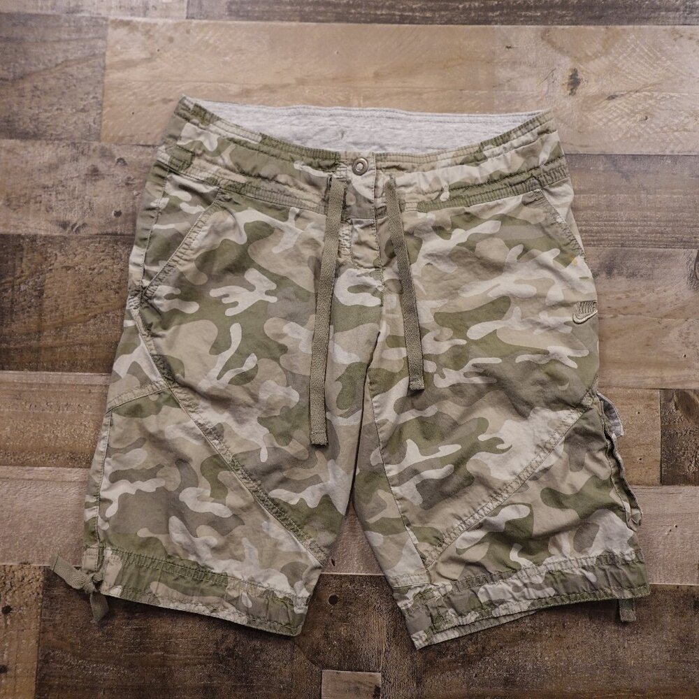 Nike Sportswear Women’s Camo Cargo Shorts Small Green Beige Utility Drawstring